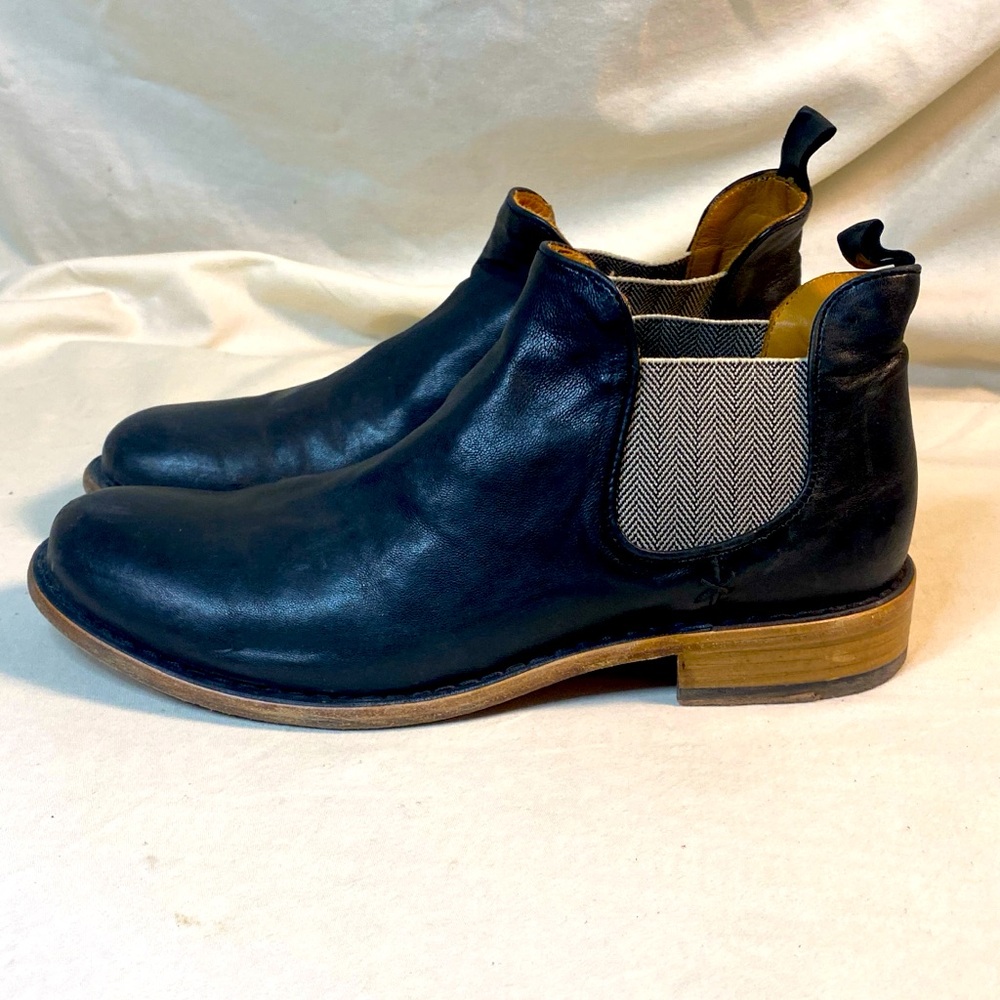 Fiorentini and Baker unisex Black Leather Chelsea Boots 39